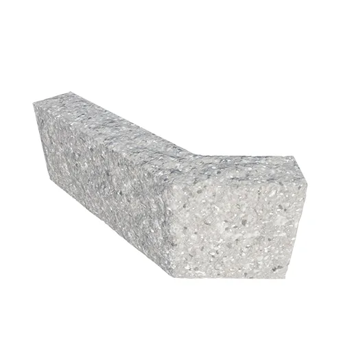 Сплитерный перегородочный блок Г-образный "135" ССПГ "135" белый цемент с мраморной крошкой коралл